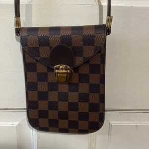 Wallet crossbody purse.